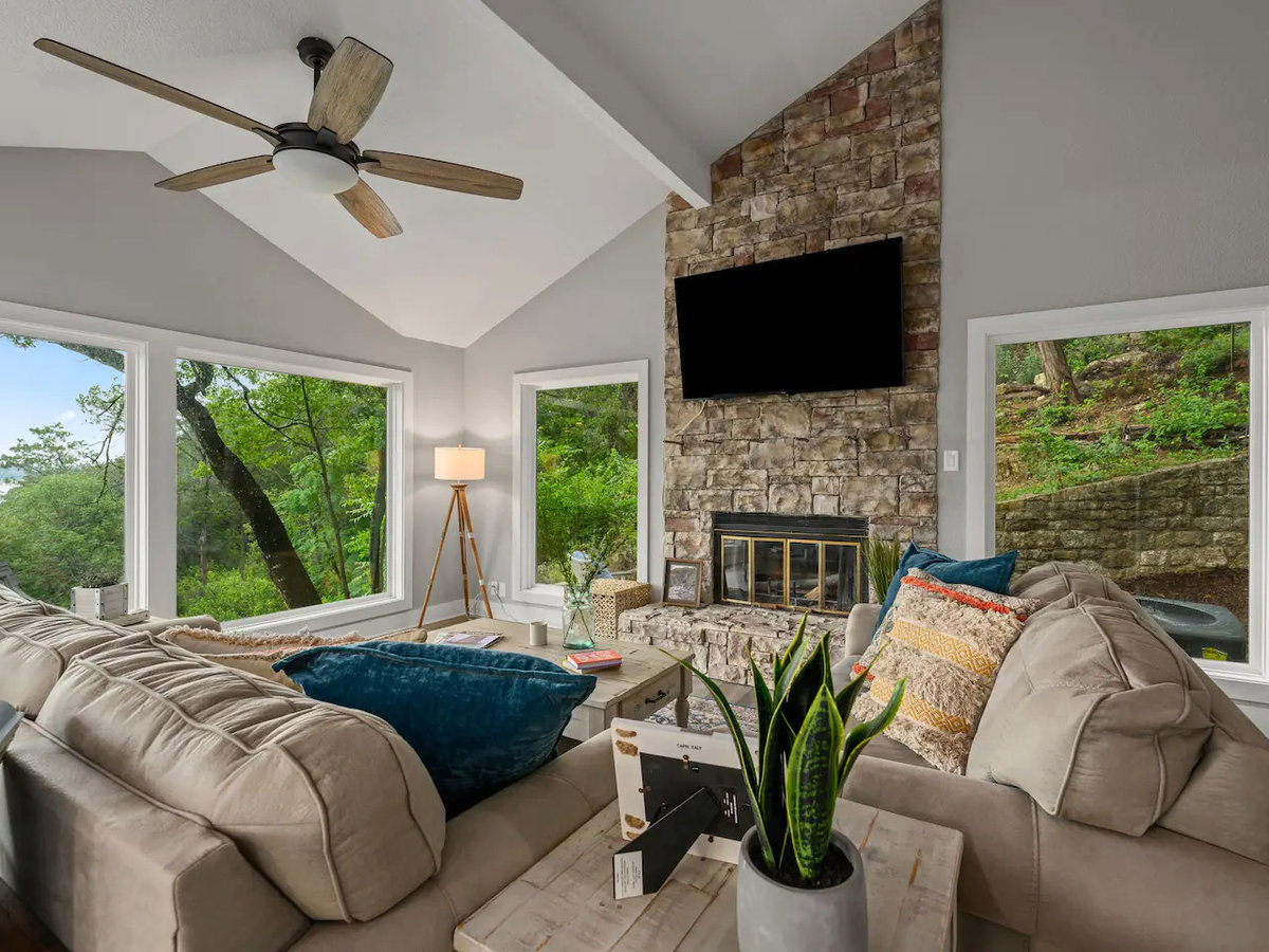Hideaway Renovation — photo 13
