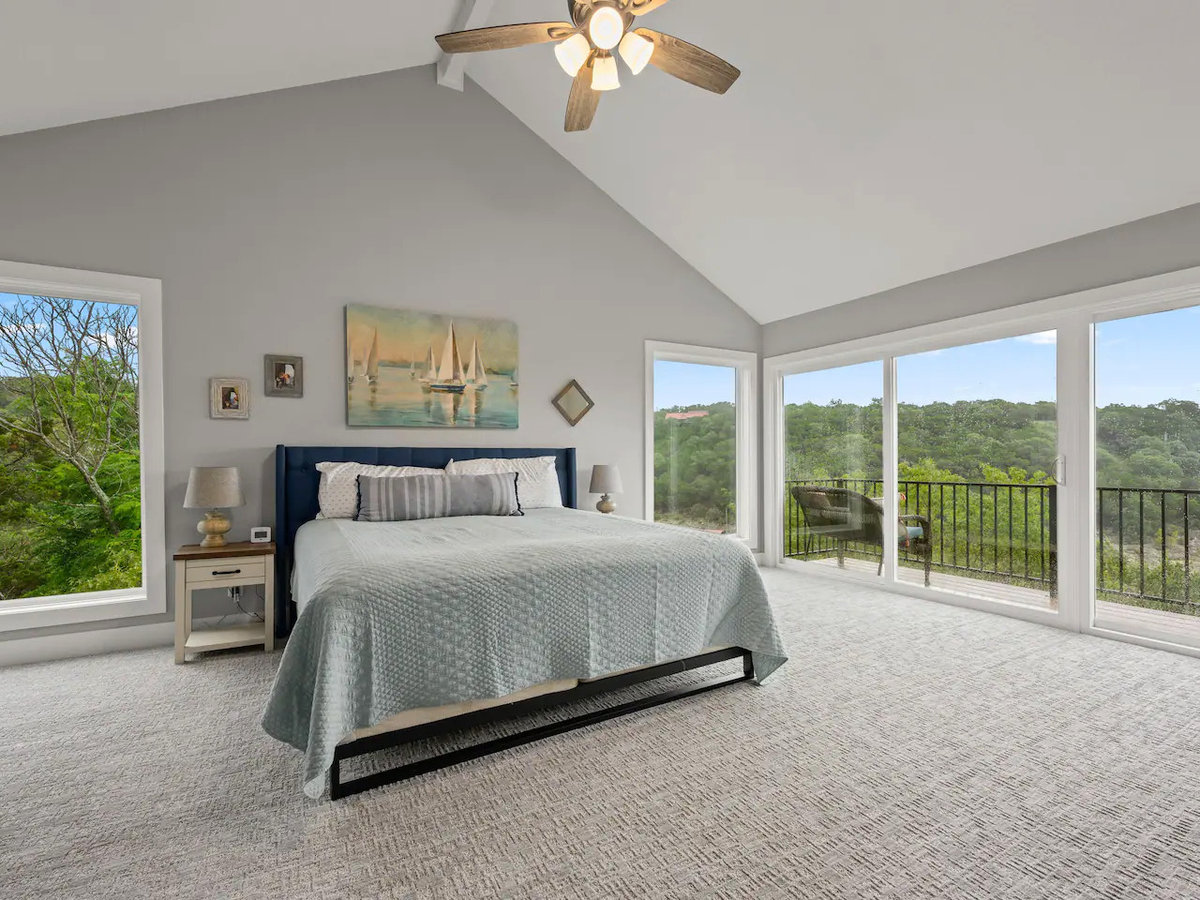 Hideaway Renovation — photo 17